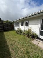Coastal Retreat 1 min to Purangi Estuary, Cooks Beach - Chambres d'hôtes Cooks Beach