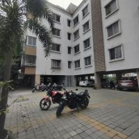 Starlight 3bhk 3bathroom1 km from Mumbai naka bus stop - B&B Nashik