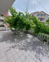 Apartment mit 1 Schlafzimmer und Terrasse