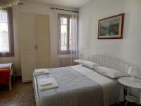 Family Room with Shared Bathroom (3 Adults + 1 Child)