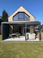 BiałogóraChill 11A Całoroczne Spa i Active - B&B Białogóra