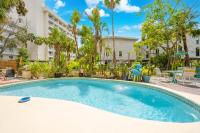 Cabana Cottage Treasure Island Beach Sleeps 3 - B&B St. Pete Beach