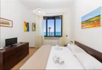Deep in Your Eyes - B&B Trapani