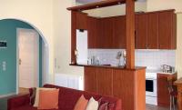 '' Tranquility '' The Shelter in the city !!! - B&B Alepoú