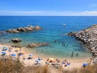 Ample Port Marina - B&B Palamós