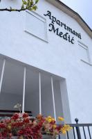 Apartment mit Balkon