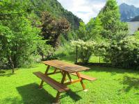 Joe`s Place, House in the Triglav National Park - Bed and Breakfast Log pod Mangartom