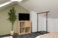 Nestio | Earl's Court Designer Studios - B&B London