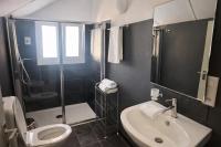 Habitación Doble con baño privado externo - 2 camas