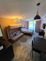 Atrium Luxury Suite - Ski In Out & Outdoor Pool #106 - Ferienwohnung Gudauri