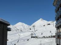 Premium New Gudauri Apartments with Balcony & Gondola Views - Bed and Breakfast Gudauri