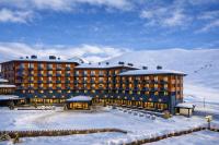 Premium New Gudauri Apartments with Balcony & Gondola Views - Bed and Breakfast Gudauri