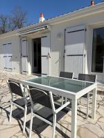 Maison de famille centrale à deux pas de la plage et du centre - B&B Meschers-sur-Gironde