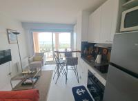 Barcarès au cœur de la station au village résidence calme vue mer superbe tennis piscine parking studio 2 à 4 couchages - Chambres d’hôtes Le Barcarès