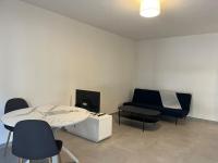 Charmant appartement climatisé a Avignon avec terrasse et parking privé - B&B Avignone