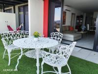 Brisa Serena Apartamento con parqueo y gran terraza en La Escalón - B&B San Salvador