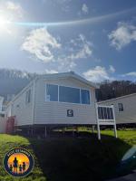 Gwent 20 - Quay West Holiday Park, New Quay - Bed and Breakfast New Quay