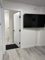 Cozy Basement Suite - B&B Regina