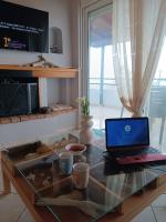 STUDIO WITH SEA VIEW - KYPARISSIA beach - Chambres d'hôtes Kyparissía