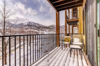 Plush condo with pool gym hot tubs garage & central AC - snowbird-friendly - B&B Heber