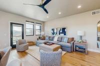 Lakeview Condo with fireplace gas grill & W&D - close to skiing hiking & lake - B&B Heber