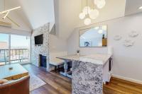 Ski view condo steps to Park City lifts with fireplace pool hot tubs ice rink - Chambres d'hôtes Park City
