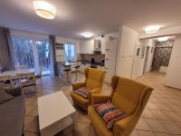 JANTAR z ogródkiem - Bed and Breakfast Kołobrzeg