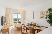 Charming apartment with seaview and a pool - Chambres d'hôtes Manilva