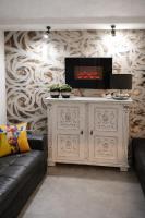 Adagostay Apartamenty Antracyt Szczawno-Zdrój - Luksusowy Apartament Premium - Nowoczesny Design - Blisko Parku Zdrojowego - B&B Szczawno-Zdrój