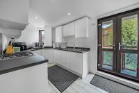 Stylish 2BR Flat by Liverpool Street Station - Ferienwohnung London
