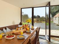 3 Bed in Brecon oc-bn010 - B&B Brecon