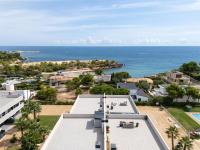 4-Bedroom Apartment with Sea View, Large Terrace and Parking in LAmetlla de Mar - Chambres d'hôtes l'Ametlla de Mar