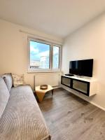 Modern Studio with Walk to O2 Arena and Metro - B&B Prague