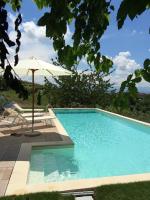 Panoramic villa on the hills of the Langhe among the vineyards large swimming pool - B&B Farigliano