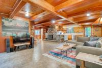 Charming Home with Free WiFi washer&dryer Wood Fireplace and Furnished Deck - B&B Sandy
