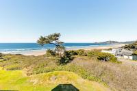 Oceanfront top floor condo with stunning views gas fireplace and grill - B&B Newport
