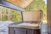 Stunning Luxury A-Frame in the Heart of Government Camp walk to Skibowl - Chambres d'hôtes Government Camp