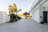 Royal Luxury Jacuzzi, Infinity Pool & Fireplace - B&B Jerez de la Frontera