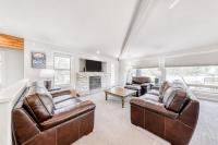 Relaxing getaway with a private hot tub grill & 10 SHARC passes - B&B Sunriver