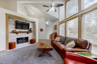 Quiet home with 8 SHARC passes private hot tub deck Ping-Pong & fireplace - Ferienwohnung Sunriver
