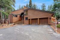 Inviting home in Northstar Ski Resort with private hot tub & sauna pool access - B&B Truckee