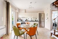 Seaside Luxury Villa-Maisonette Makinia 135sqm , 15' Nafpaktos - Chambres d'hôtes Magklaraíika