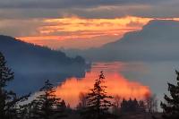 Luxurious home with breathtaking views of the Columbia River - B&B Stevenson