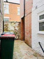 Relaxing 4BR Home All Ensuite Sleeps 8 in Preston - B&B Preston