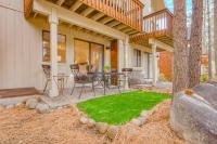 Hospitable condo with wood-burning fireplace washer&dryer deck & balcony - B&B Incline Village