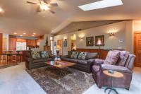 Near Fort Rock Park with SHARC Passes & Private Hot Tub - Chambres d'hôtes Sunriver