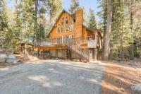 Remodeled chalet with private hot tub bumper pool table & W&D - Bed and Breakfast Soda Springs