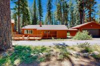 Dog-Friendly Tahoe City House Near Hiking and Skiing - Walk to Lake - B&B Tahoe City