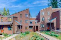 Aspen Grove condo near Kings Beach & Northstar Village with balcony - B&B Kingswood Estates