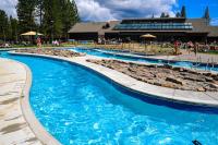Family friendly home with private hot tub pool table ping pong & SHARC amenities - Chambres d'hôtes Sunriver